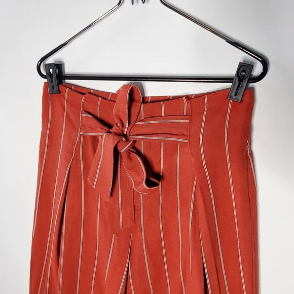 J.O.A. womens High Waisted Wide Leg Cropped Pants With Tie Size Small E… - Picture 3 of 10